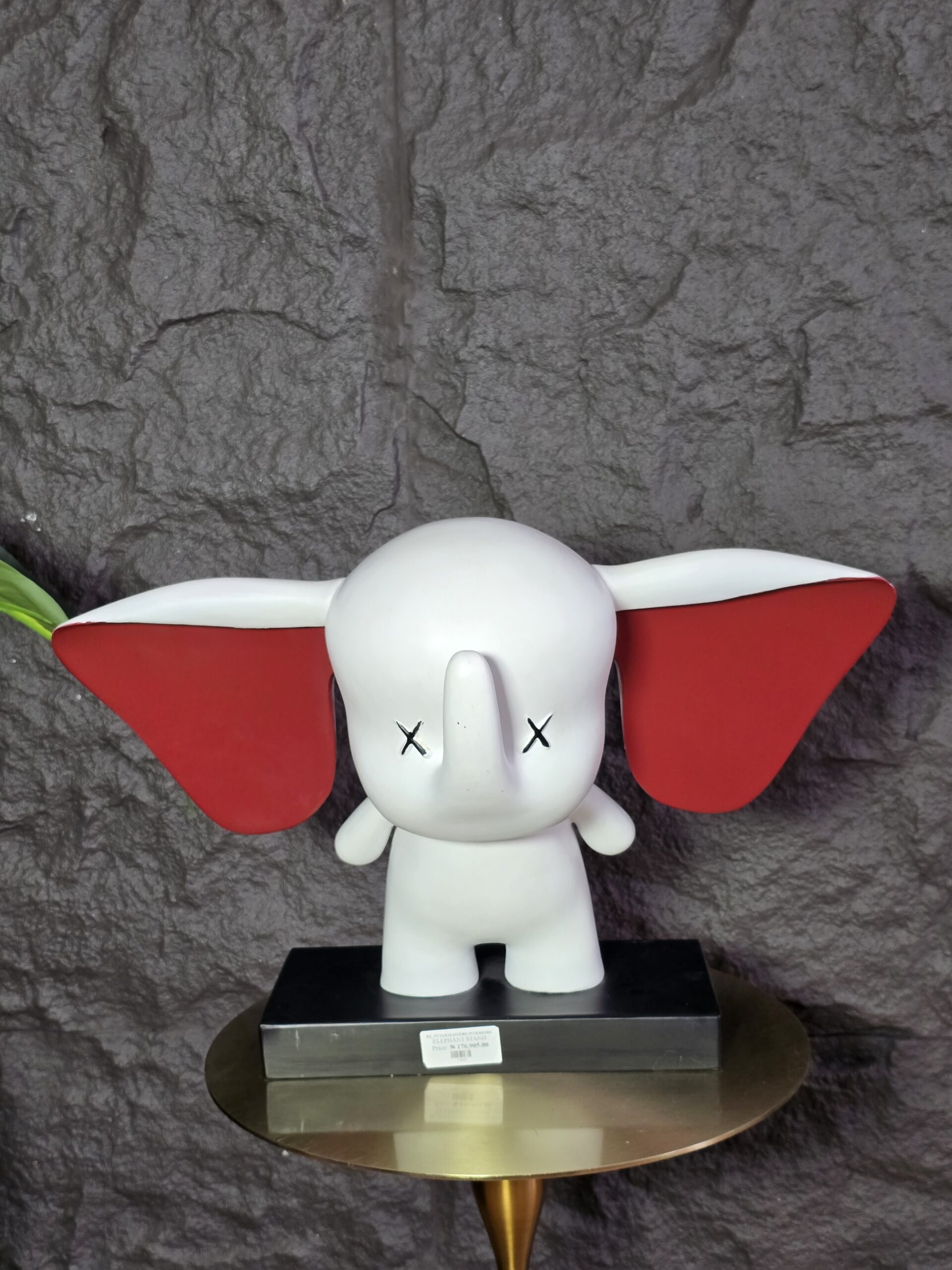 Elephant stand