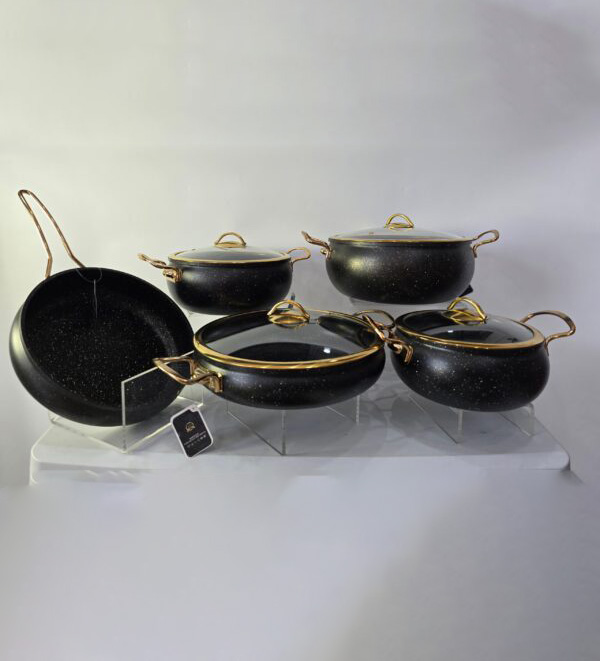 Turkey curve pot